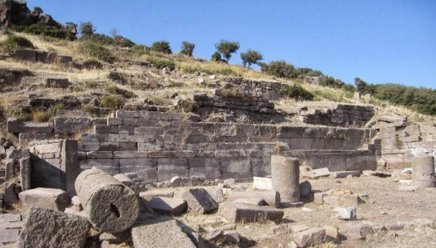 Το βουλευτήριο που αποκαλύφθηκε στην αρχαία πόλη της Άσσου ιδρύθηκε πριν από 2.400 χρόνια
